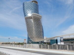 Das Tor zu Abu Dhabi - Capital Gate